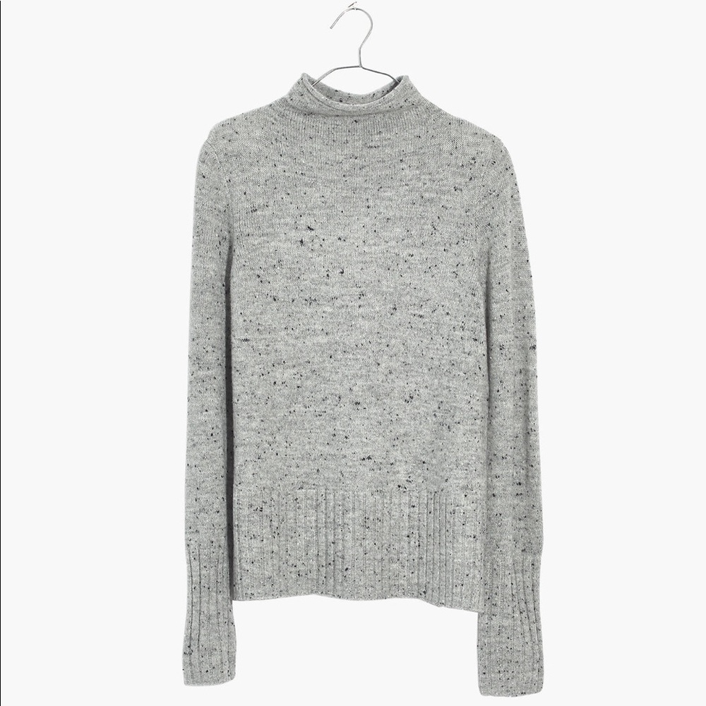 Mock neck Sweater